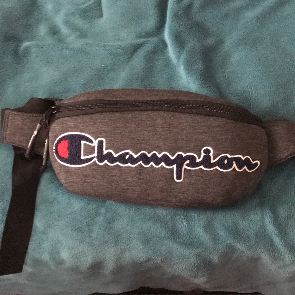 Champion Fanny Pack